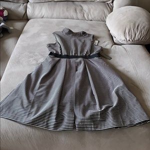 BOGO 💥 Eva Mendes Black and White Stripped dress